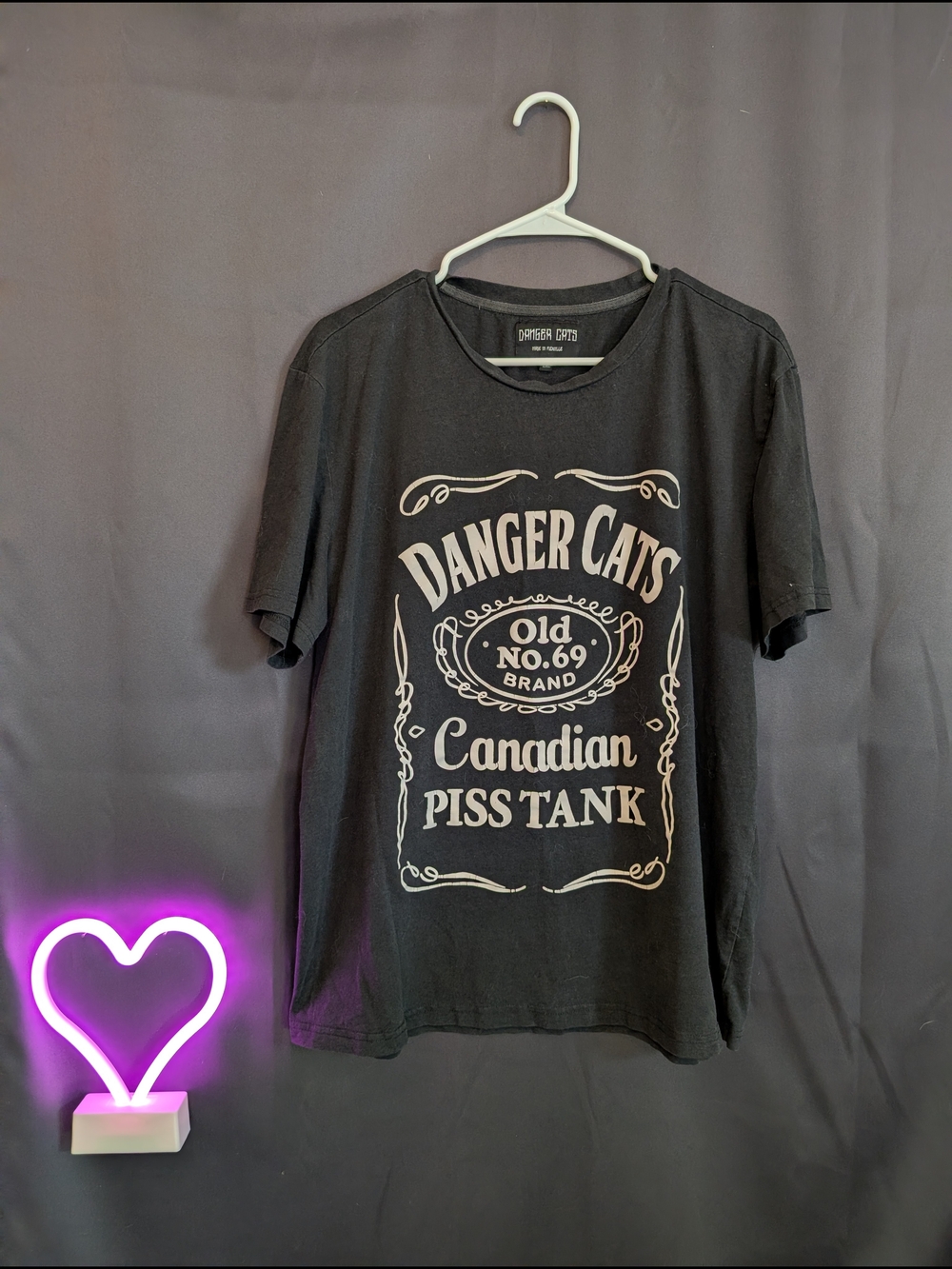 Danger Cats Black Graphic Short Sleeve Tee Men's 2XL. Fits Small